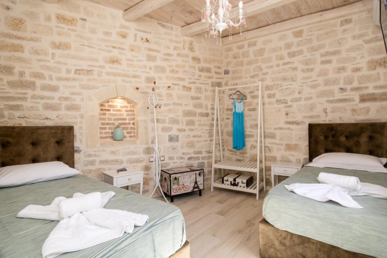 Cozy Secret With Jetted Tub Holiday home *