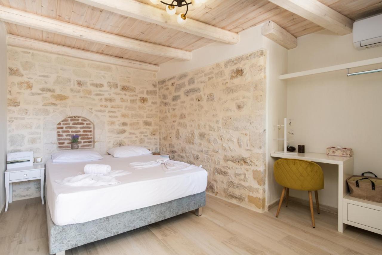 Cozy Secret With Jetted Tub Holiday home